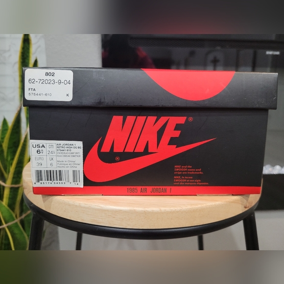 Air Jordan Retro 1 Retro High OG BG - Picture 8 of 9